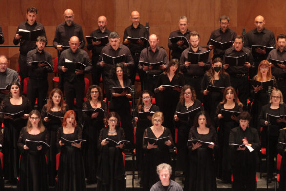 Prospettiva ingrandita del coro all'interno del teatro
