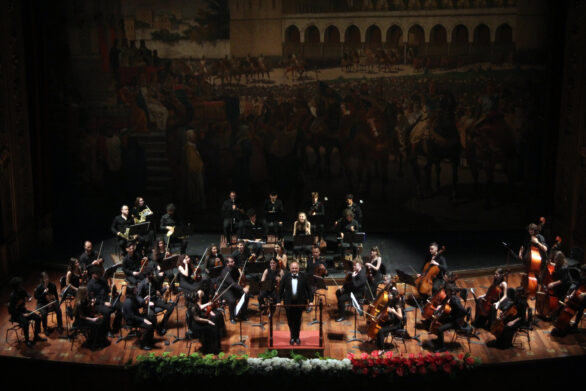 visuale dell'orchestra in opera sul palco