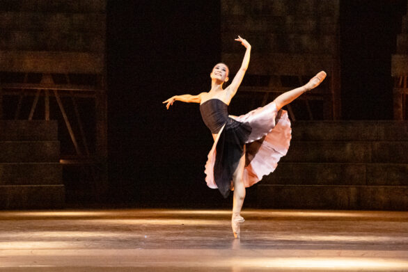 ballerina danza sulle punte