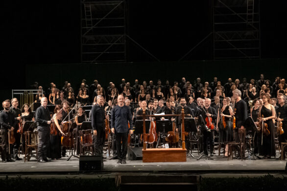 orchestra gestita da Wellber durante i ringraziamenti